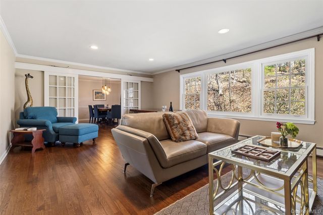 1 Hitching Post Lane, Chappaqua, NY 10514