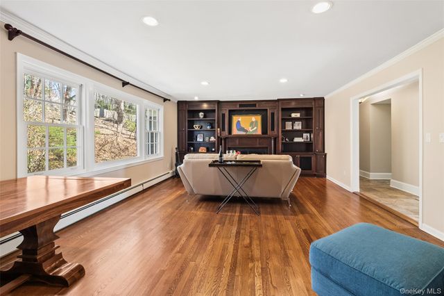 1 Hitching Post Lane, Chappaqua, NY 10514