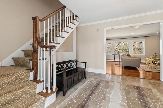 1 Hitching Post Lane, Chappaqua, NY 10514