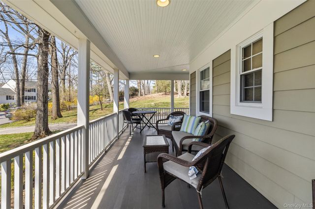 1 Hitching Post Lane, Chappaqua, NY 10514