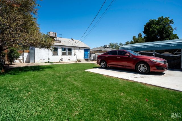 2615 Truxtun Avenue, Bakersfield, CA 93301