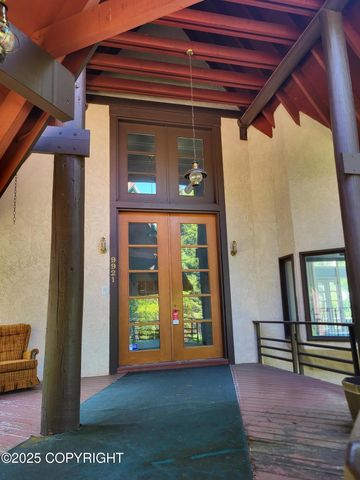 9921 Nearpoint Drive, Anchorage, AK 99507