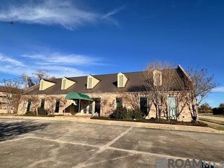 660 Lobdell, Baton Rouge, LA 70806