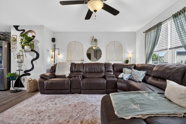 5520 Compass Way, Christiana, TN 37037