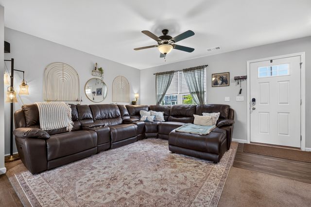 5520 Compass Way, Christiana, TN 37037