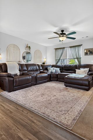 5520 Compass Way, Christiana, TN 37037