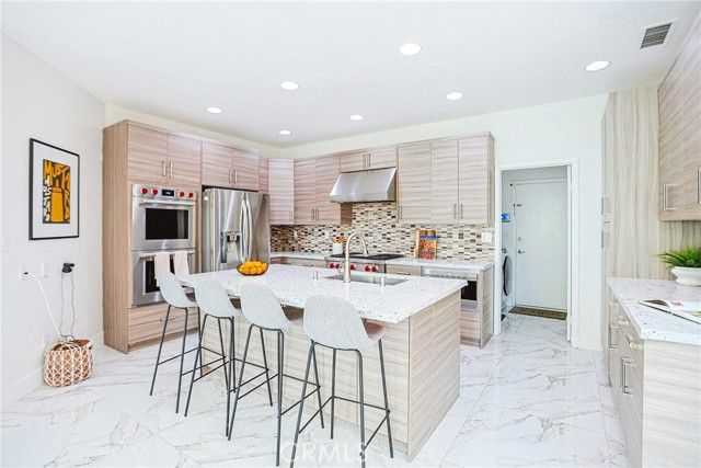 8755 E Garden View, Anaheim, CA 92808