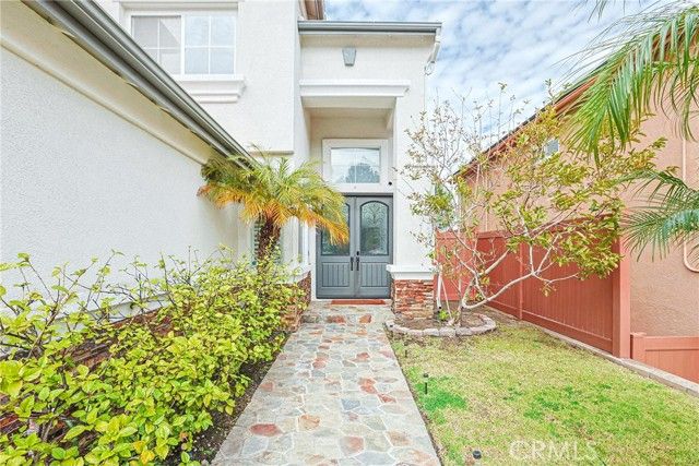 8755 E Garden View, Anaheim, CA 92808