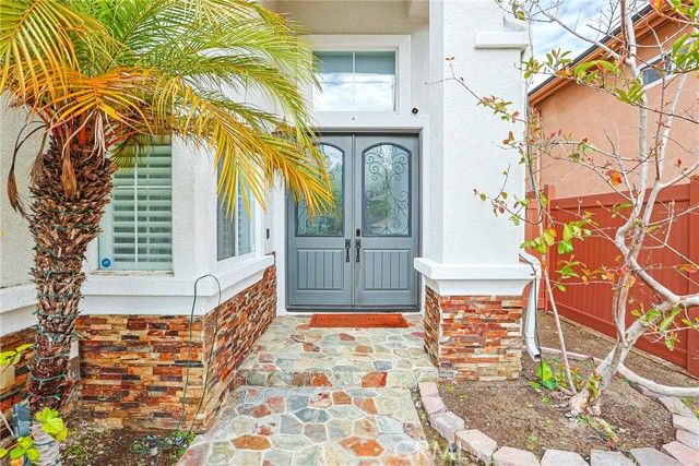 8755 E Garden View, Anaheim, CA 92808