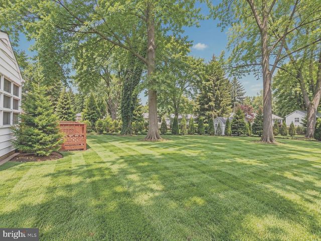 10426 TULLYMORE DR, Hyattsville, MD 20783