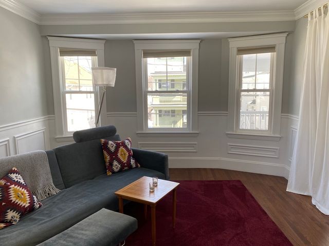 78 Hewlett St 2, Boston, MA 02131