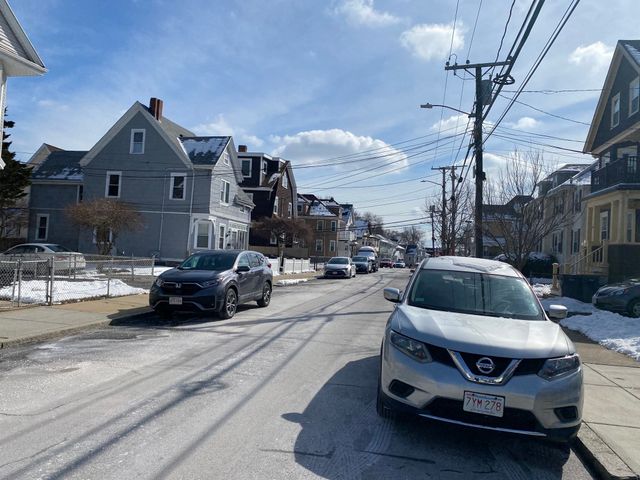 78 Hewlett St 2, Boston, MA 02131