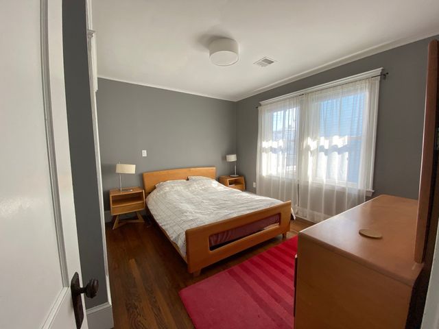 78 Hewlett St 2, Boston, MA 02131