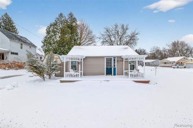 2224 Garfield Street, Port Huron, MI 48060