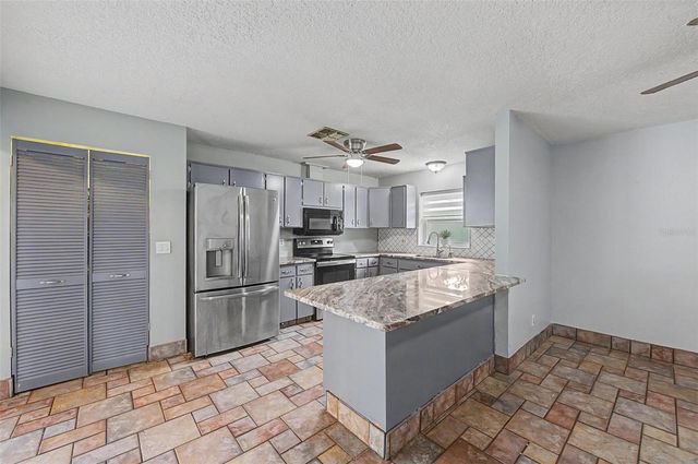 29311 CHANDLER TRACE, Wesley Chapel, FL 33545
