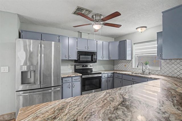 29311 CHANDLER TRACE, Wesley Chapel, FL 33545