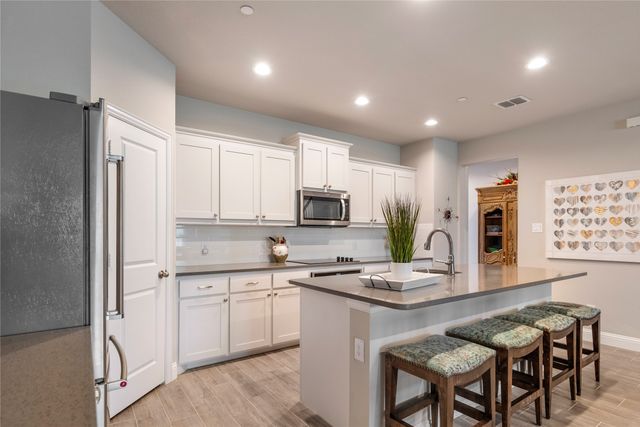 5948 Bursey Road, Watauga, TX 76148