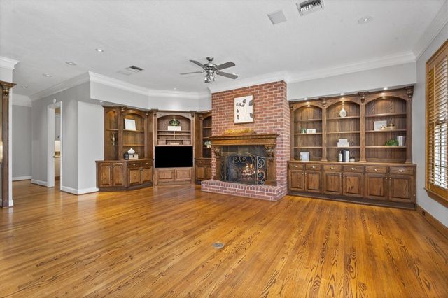 23123 Holly Creek Trail, Tomball, TX 77377