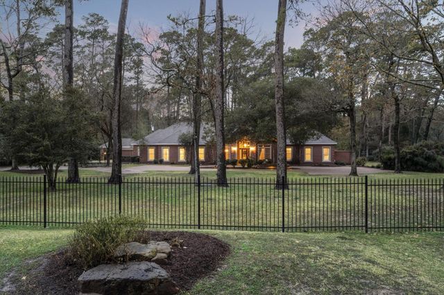 23123 Holly Creek Trail, Tomball, TX 77377