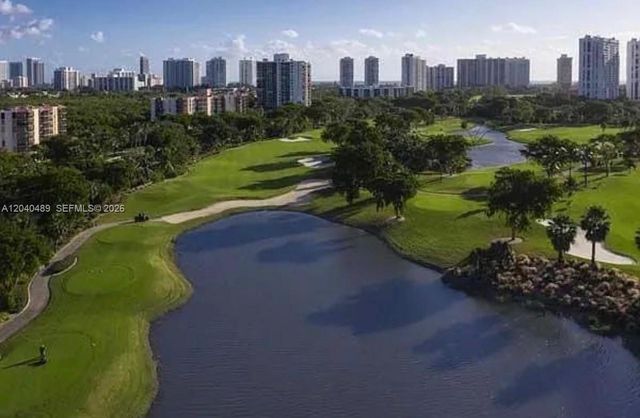 20500 W Country Club Drive 109, Aventura, FL 33180