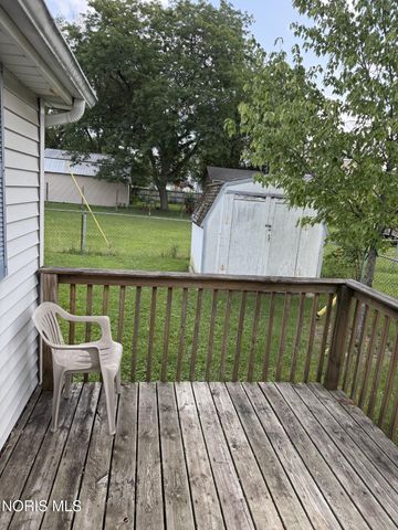 55 Roland Court, Rossford, OH 43460
