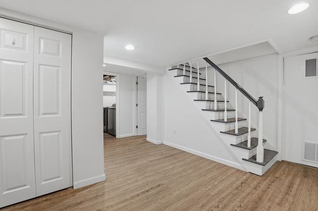 14 Lexington Street, Franklin, MA 02038