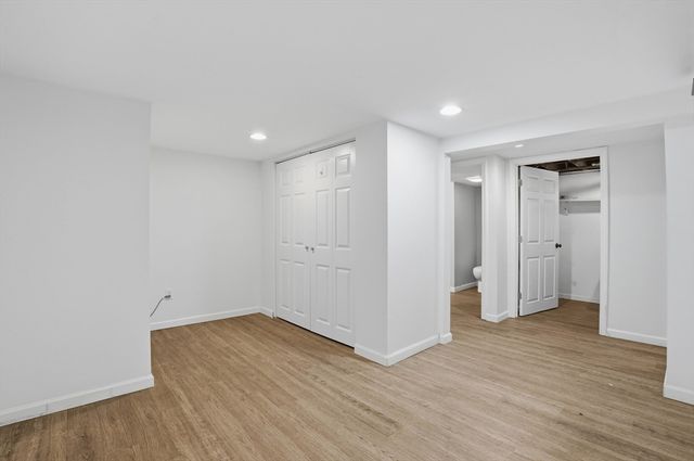 14 Lexington Street, Franklin, MA 02038