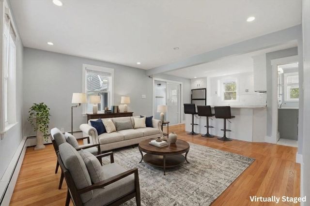 14 Lexington Street, Franklin, MA 02038