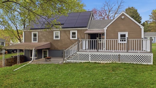 14 Lexington Street, Franklin, MA 02038