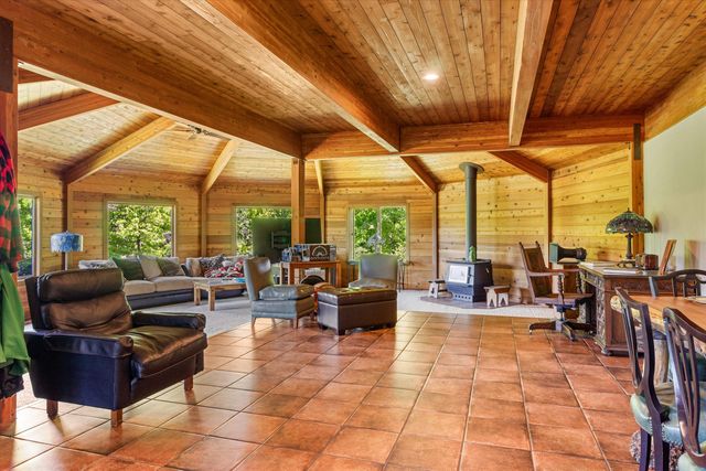 4896 Highway 66, Ashland, OR 97520