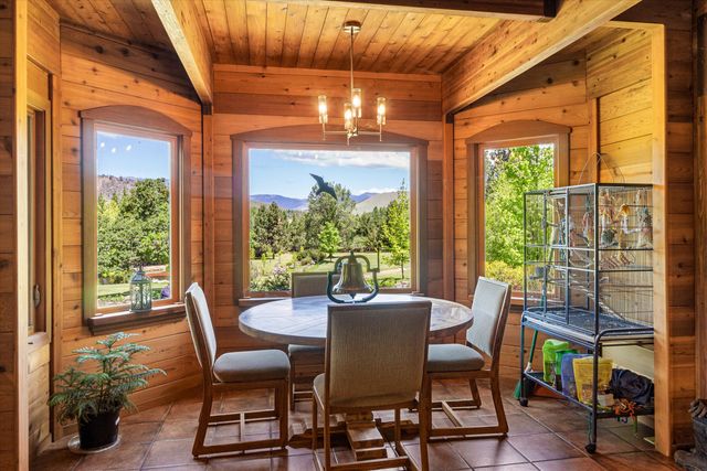 4896 Highway 66, Ashland, OR 97520