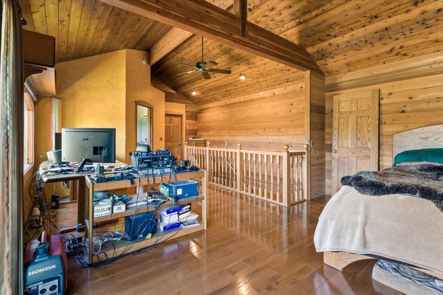 4896 Highway 66, Ashland, OR 97520