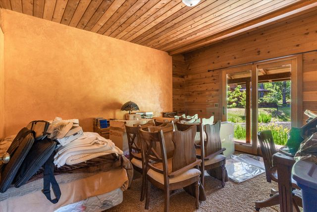 4896 Highway 66, Ashland, OR 97520