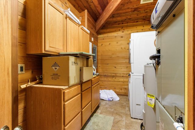 4896 Highway 66, Ashland, OR 97520