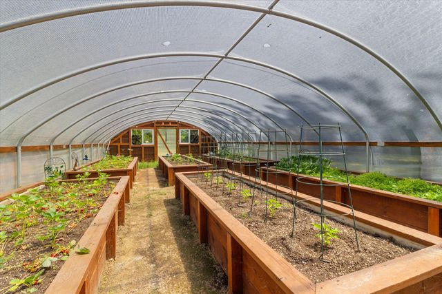 4896 Highway 66, Ashland, OR 97520