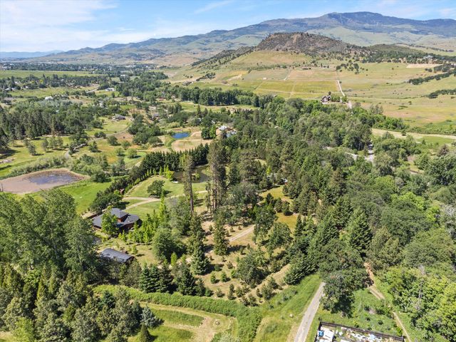 4896 Highway 66, Ashland, OR 97520