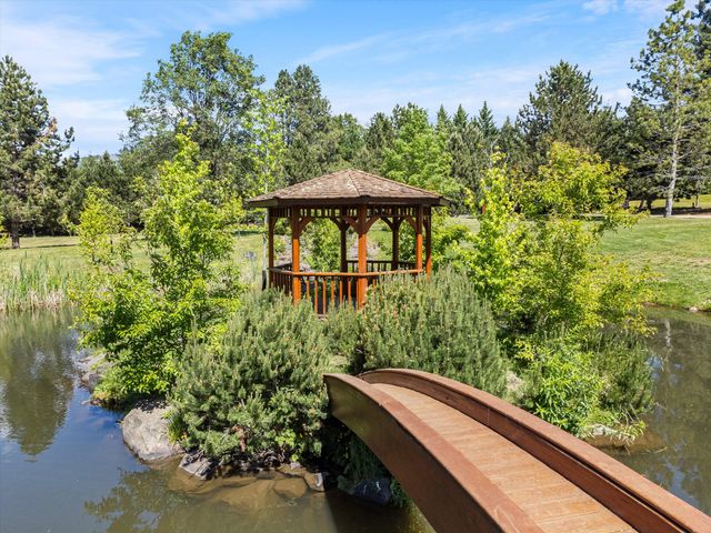 4896 Highway 66, Ashland, OR 97520