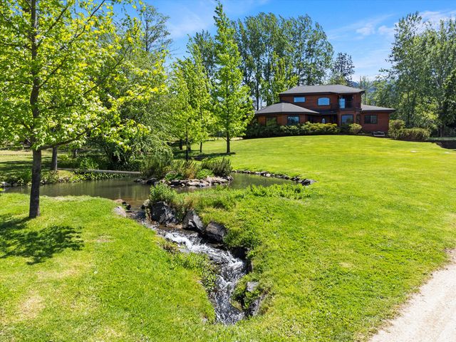 4896 Highway 66, Ashland, OR 97520