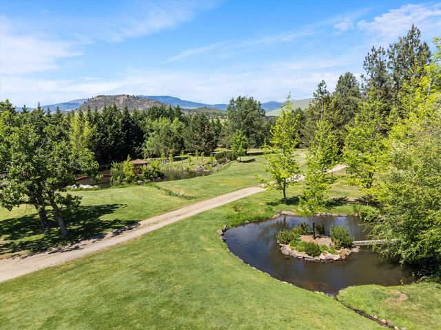 4896 Highway 66, Ashland, OR 97520