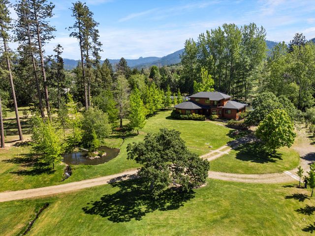 4896 Highway 66, Ashland, OR 97520