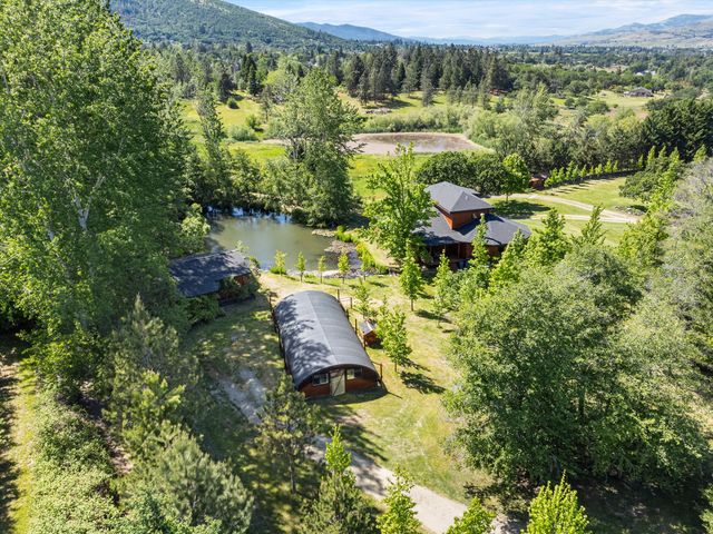 4896 Highway 66, Ashland, OR 97520