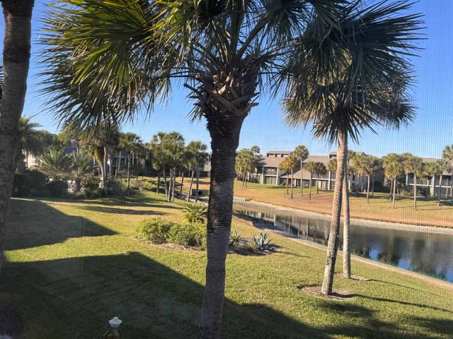 25 Village Del Lago Cir, St Augustine, FL 32080