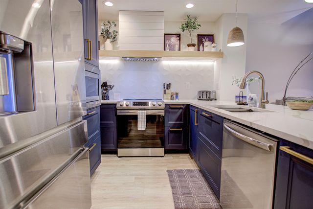 25 Village Del Lago Cir, St Augustine, FL 32080