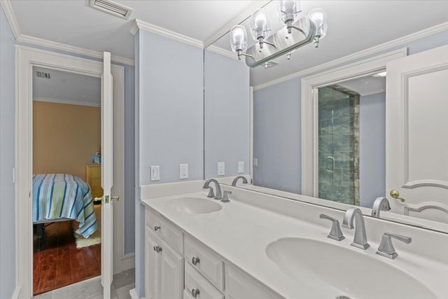 200 Asphodel Drive, Dothan, AL 36303