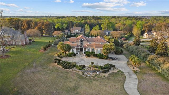 200 Asphodel Drive, Dothan, AL 36303