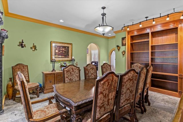 200 Asphodel Drive, Dothan, AL 36303