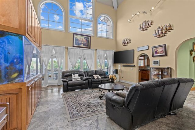 200 Asphodel Drive, Dothan, AL 36303