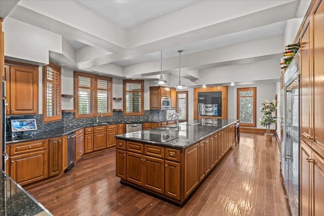 200 Asphodel Drive, Dothan, AL 36303