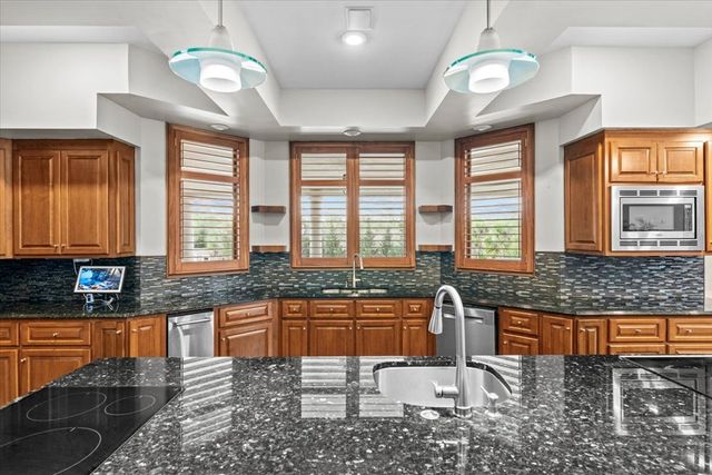 200 Asphodel Drive, Dothan, AL 36303