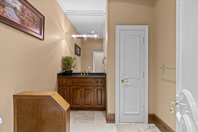 200 Asphodel Drive, Dothan, AL 36303